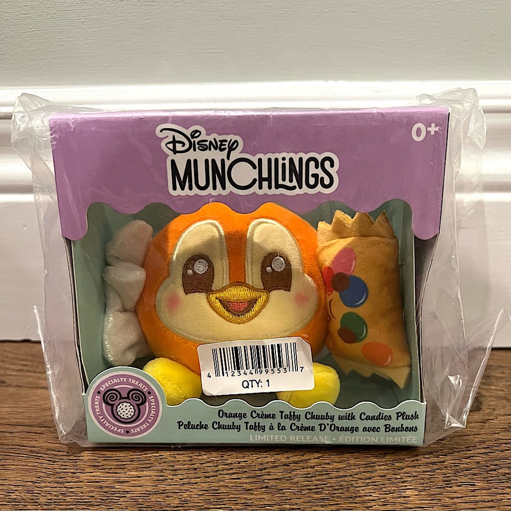 Chubby Orange Creme Taffy Munchlings Plush - 4 1/2”